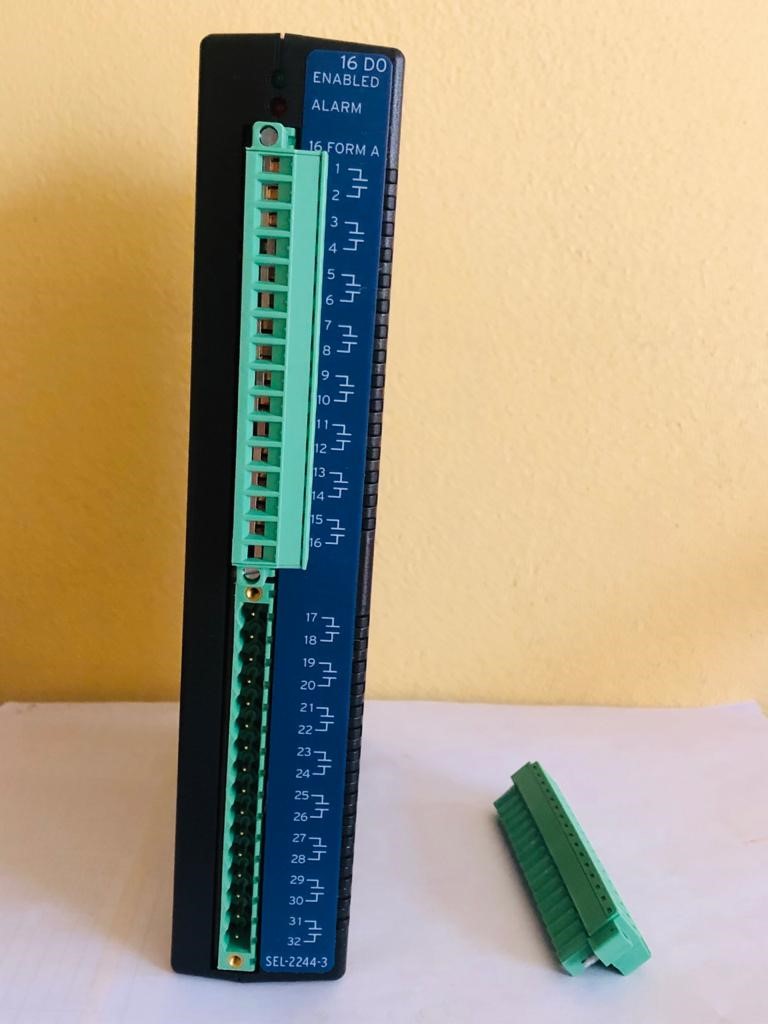 CONTROLADOR MODULAR DE AUTOMATIZACION EN TIEMPO REAL, MODELO 224431, MARCA SEL