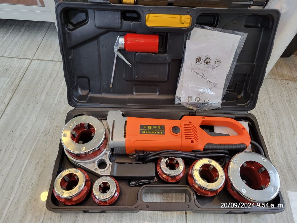 MAQUINA ROSCADORA DE TUBOS ELECTRICA DE 2300W DE 1/2" A 2"